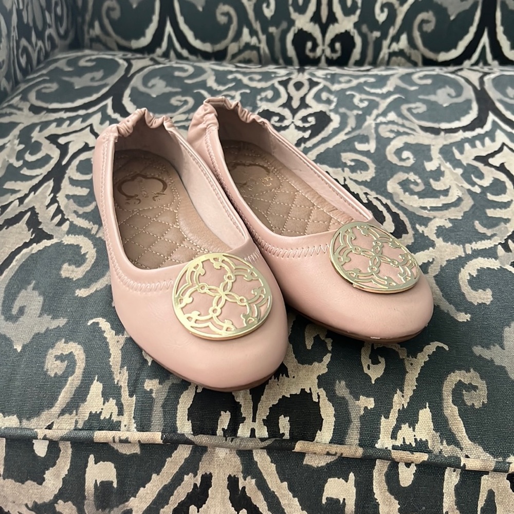 Brand new blush ballet flats